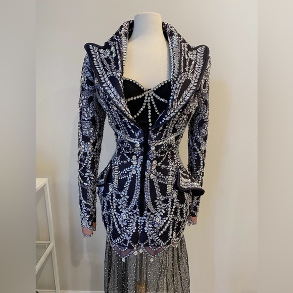 Black and Silver Diamond Long Blazer Dress - Picture 4 of 10